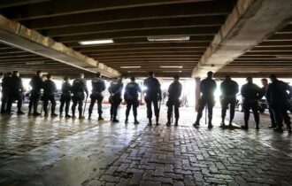 agentes-penitenciarios-enfrent