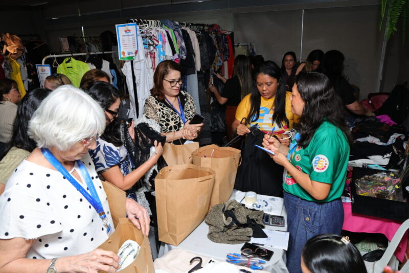 bazar-solidario-do-tce-am-bene