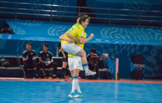 brasil-goleia-japao-por-6-a-1-