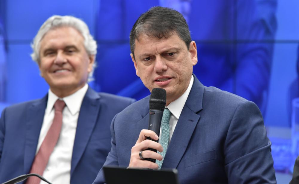 caiado-e-tarcisio-criticam-pro