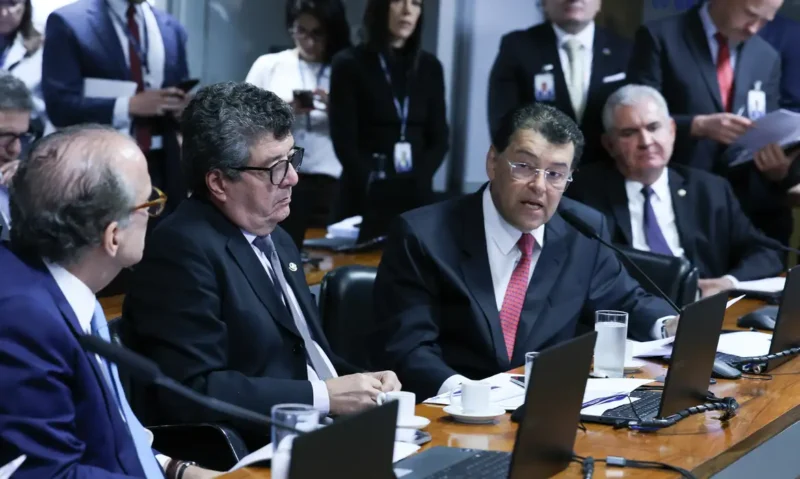 comissao-do-senado-aprova-taxa