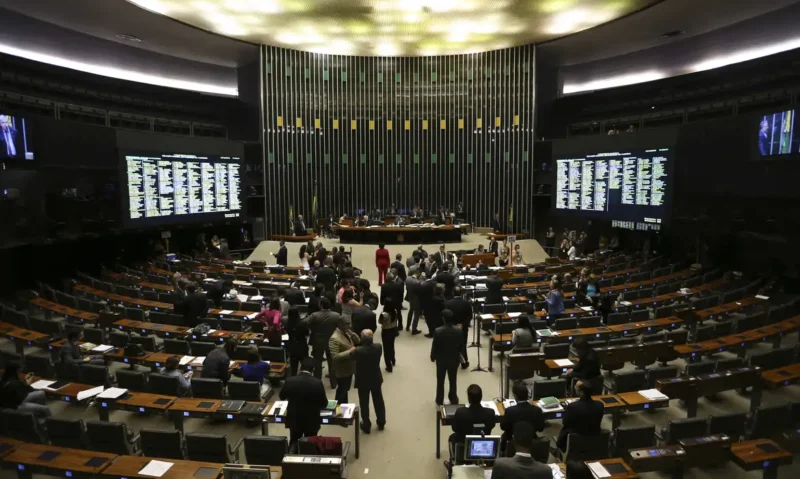 congresso-torna-obrigatorio-ex