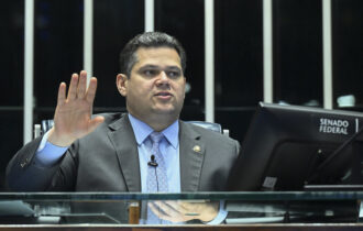 davi-adia-sabatina-e-votacao-d