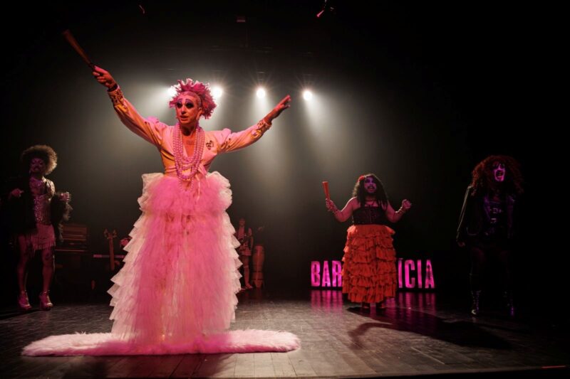 fim-de-semana-tem-teatro-com-d