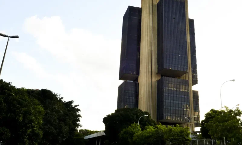 juros-do-credito-pessoal-e-car
