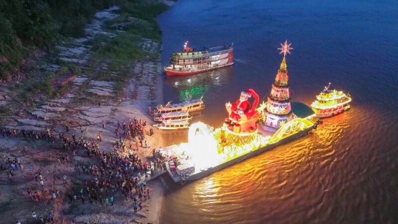 natal-nas-aguas-leva-cestas-e-