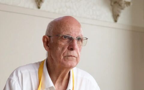 padre-julio-diz-que-ha-conspir