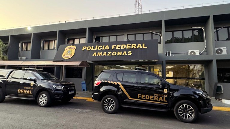 pf-e-pmam-prendem-um-homem-pel