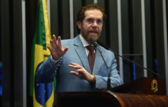 plinio-critica-veto-de-lula-e-