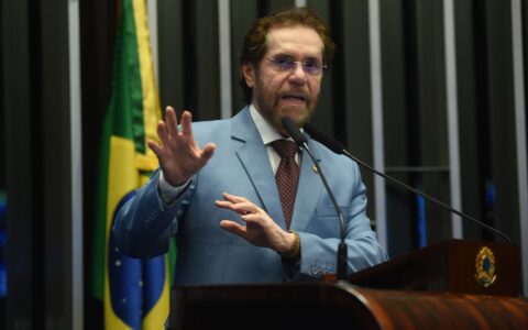 plinio-critica-veto-de-lula-e-