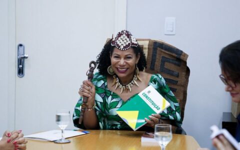 prefeitura-de-manaus-recebe-ra