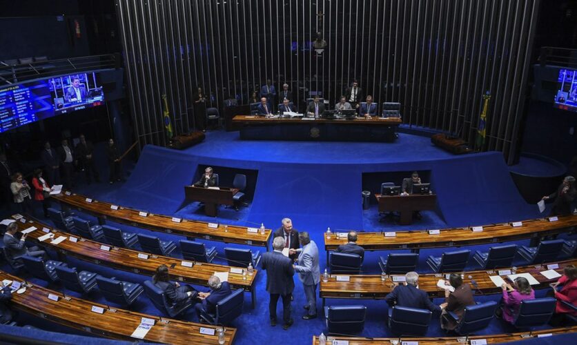 ccj-do-senado-ouve-especialist