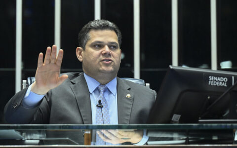 davi-adia-sabatina-e-votacao-d