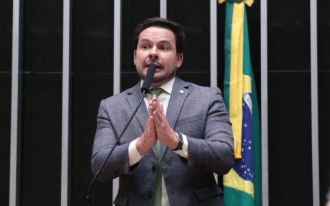 fala-de-alberto-neto-sobre-cas