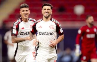 flamengo-bate-o-cruz-azul-e-co