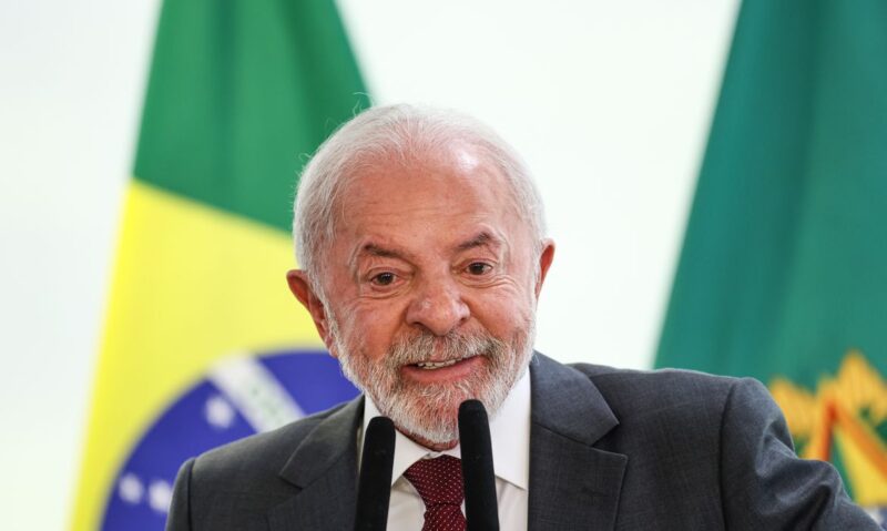 lula-faz-discurso-de-natal-em-