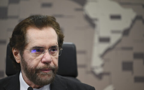 messias-vira-centro-da-crise-e