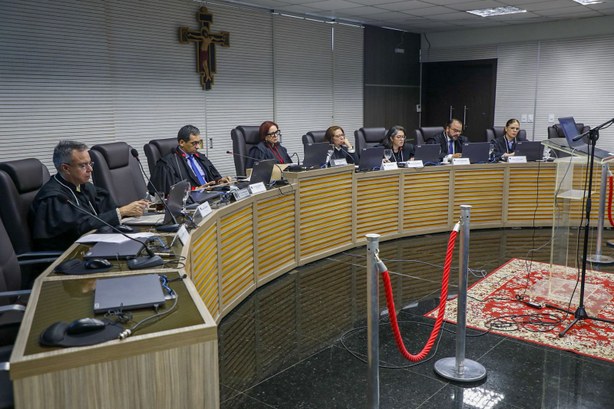 tre-am-reconhece-fraude-a-cota
