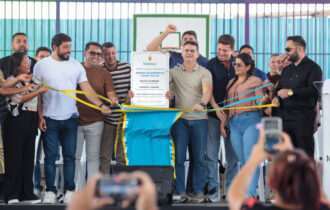 david-almeida-entrega-ginasio-