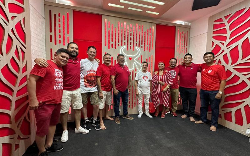 garantido-inaugura-estudio-e-c