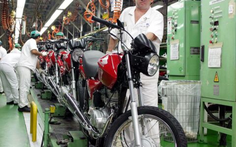 industria-de-veiculos-fecha-20