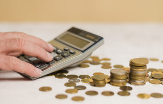 ipca-fecha-2025-em-426-abaixo-
