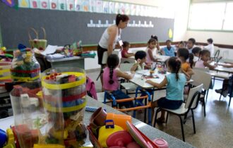 lei-inclui-professor-da-educac