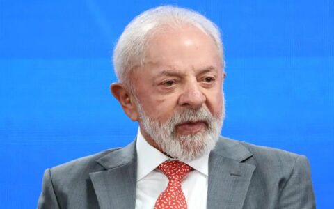 lula-homenageia-vitimas-do-hol