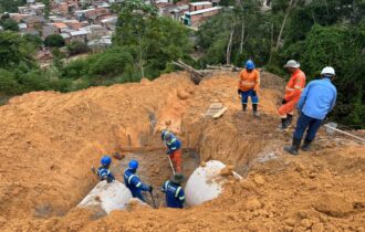 obra-para-conter-erosao-no-can