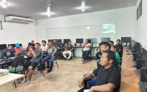 professores-indigenas-recebem-