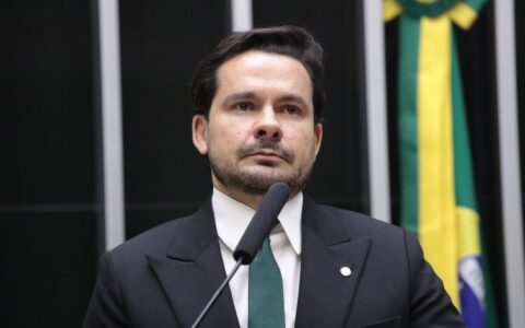 proposta-muda-criterios-para-l