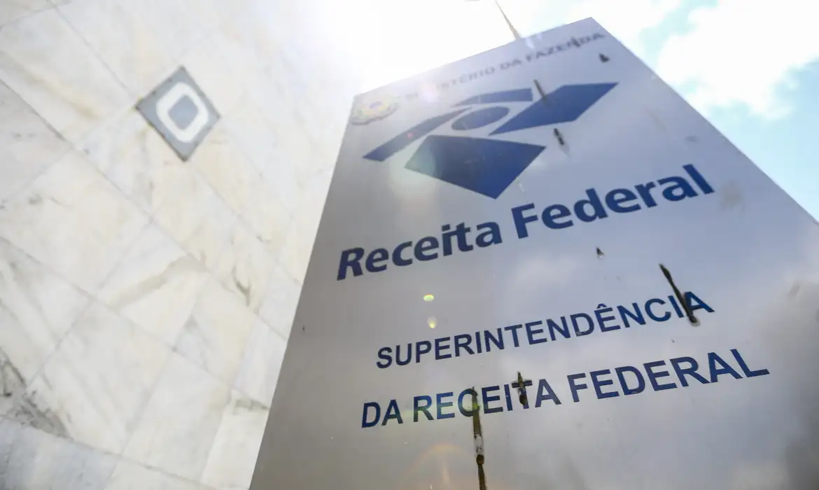 receita-federal-paga-lote-da-m