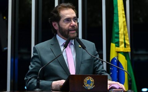 senador-liga-impasses-da-cpmi-