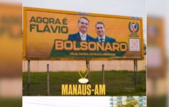 Direita amazonense inicia mobilização com outdoors em apoio a Flávio Bolsonaro