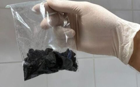 Passageira presa com cocaína preta no aeroporto de Manaus levaria droga para Espanha