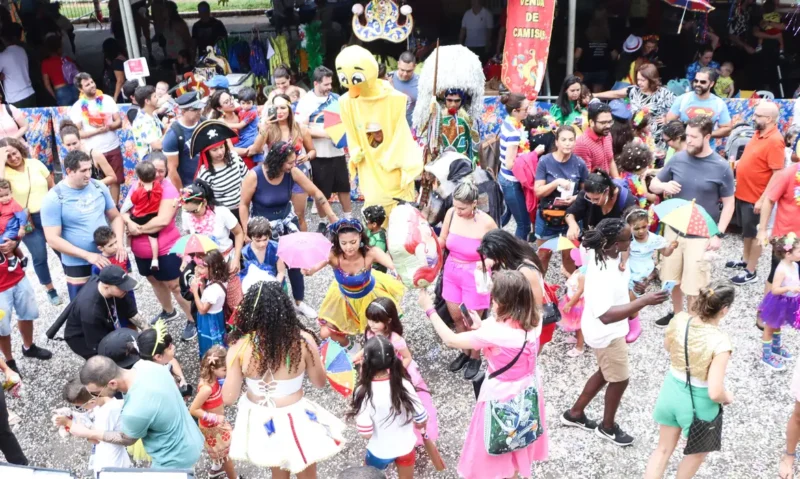 criancas-em-eventos-de-carnava