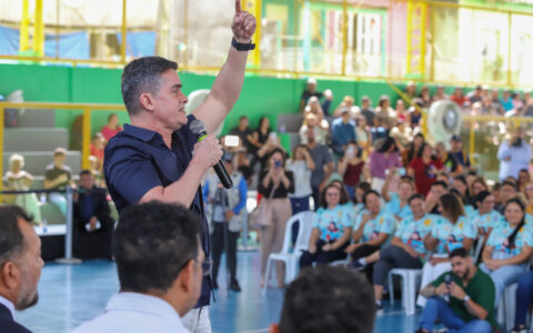 david-almeida-amplia-ensino-em