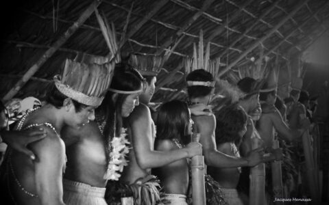 exposicao-internacional-abre-t