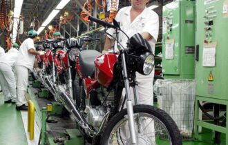 industria-de-veiculos-fecha-20