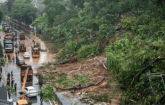 Manaus entra em alerta para risco de deslizamento de terra durante chuvas desta quarta-feira