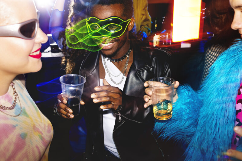 carnaval-metanol-em-bebidas-li
