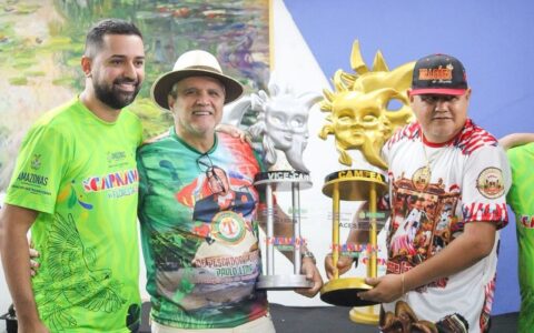 carnaval-na-floresta-primos-da