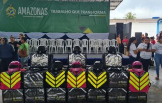 detran-am-entrega-73-kits-de-s