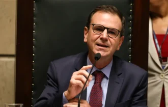 eduardo-paes-anuncia-saida-da-