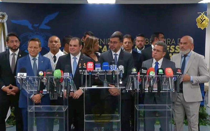 em-discurso-na-aleam-wilson-li