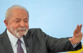 lula-critica-industria-de-ment