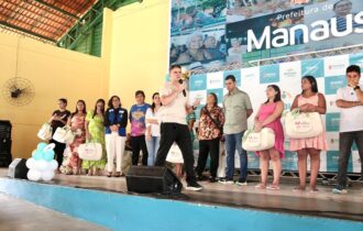 prefeito-david-almeida-entrega