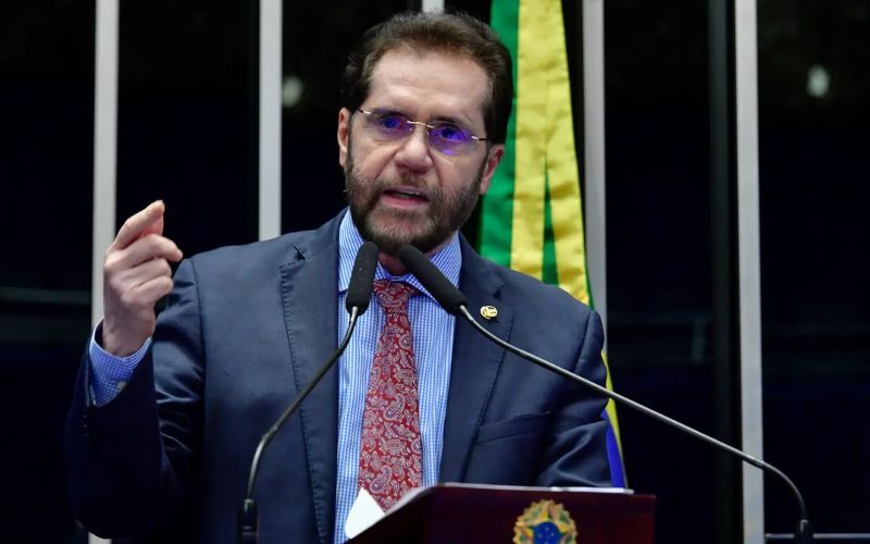 senador-plinio-valerio-denunci