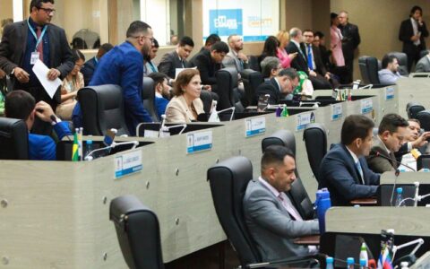 vereadores-de-manaus-gastam-r-