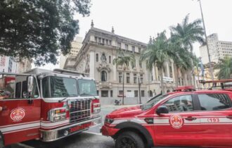 Incêndio atinge prédio da Faculdade de Direito da USP em São Paulo